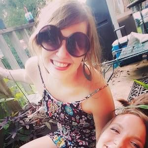 Meet your Posher, Kacey